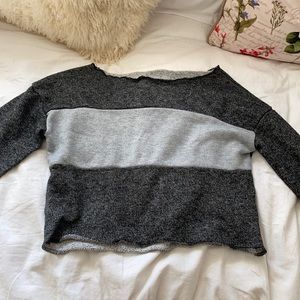 H&M grey crewneck /scoop neck